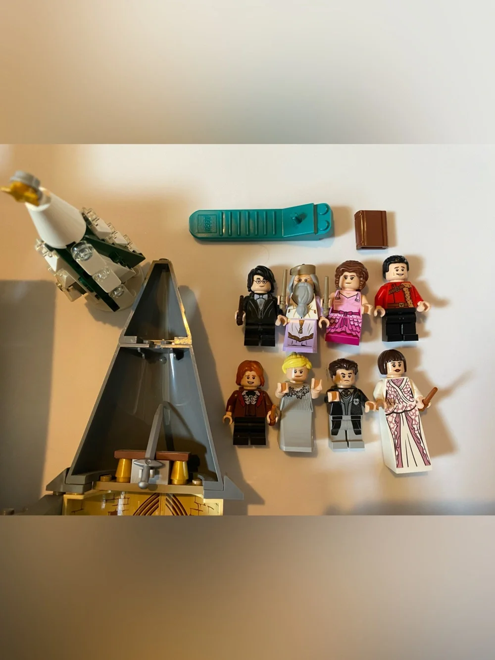 Lego Harry Potter Hogwarts Clock Tower #75948 - Picture 2 of 3